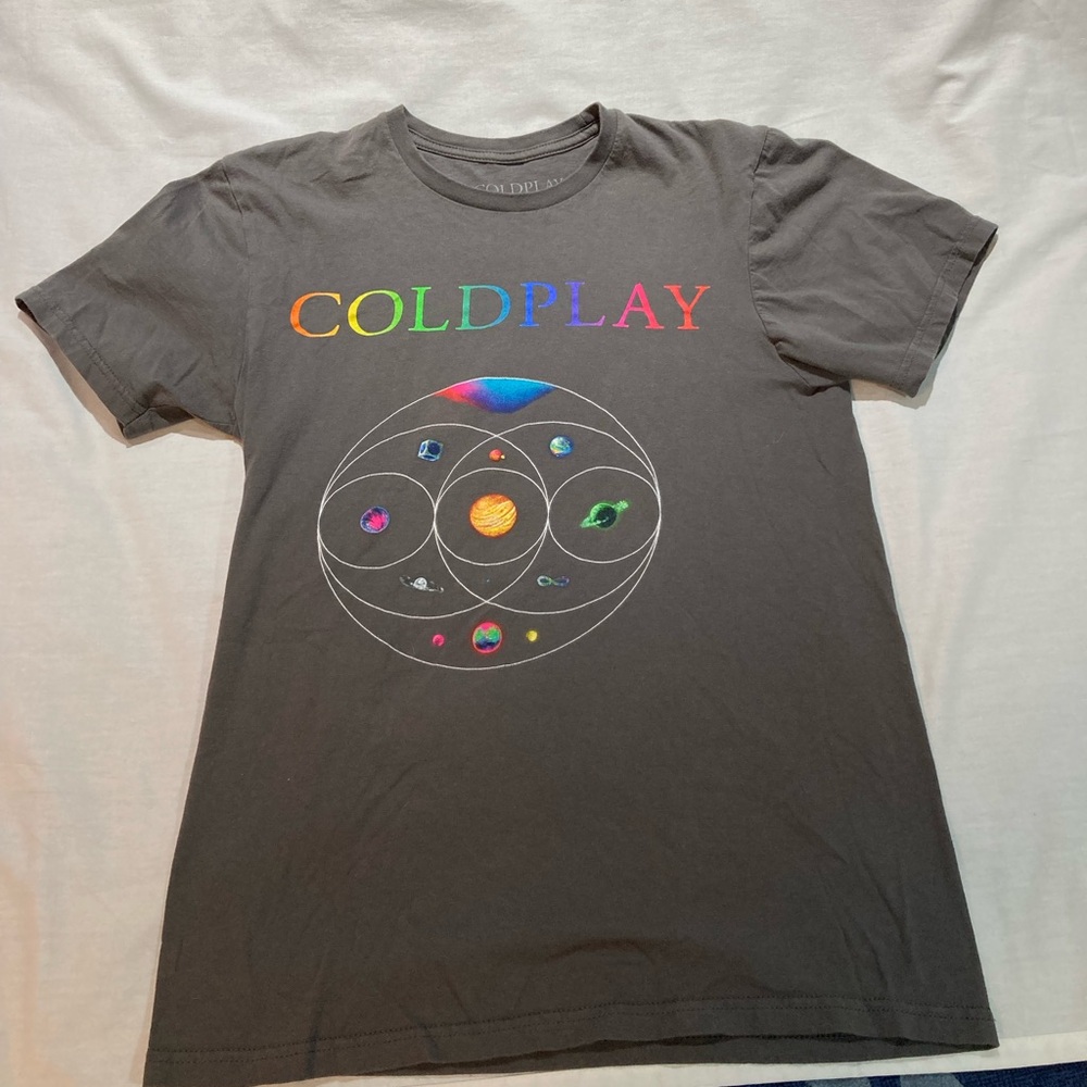 Coldplay 2022 Music of the Sphere Live Tour T-shirt, Size Small